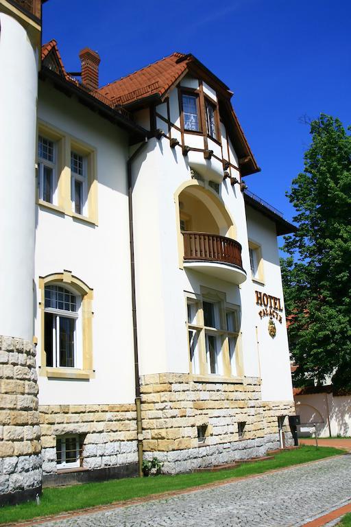 Hotel Palacyk Legnica Eksteriør bilde