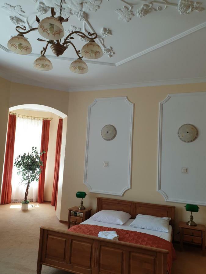 Hotel Palacyk Legnica Eksteriør bilde